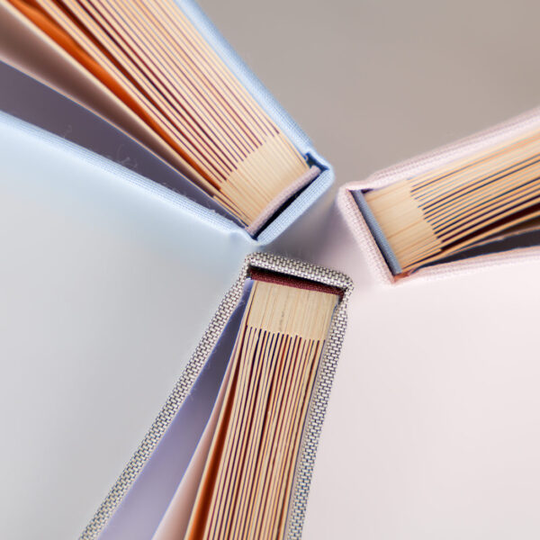 Ręcznie-robione-albumy-na-zdjęcia-Memory-Pages-z-lnianą-okładką-na-prezent-kolory-05 Ręcznie-robione-albumy-na-zdjęcia-Memory-Pages-z-lnianą-okładką-na-prezent-kolory-05